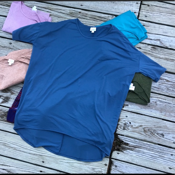 LuLaRoe Tops - LULAROE Knit Slub Stretch Blue Irma Top Shirt XL